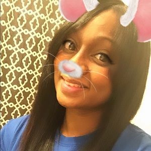 Meet your Posher, Briana